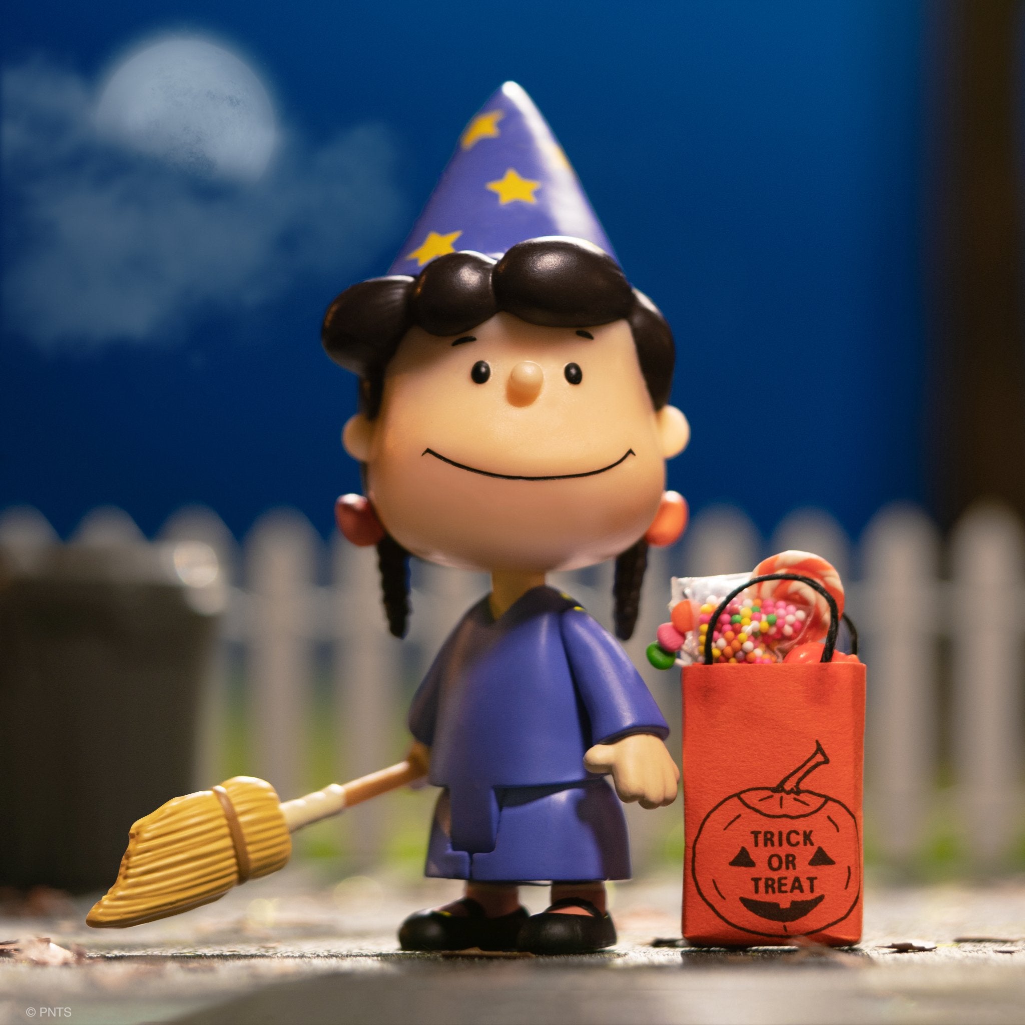 Peanuts ReAction Figure Wave 4 - Witch Violet